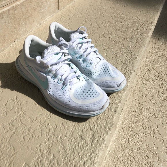 Sold‼️Women’s Nike Flex Run👟🏃🏾‍♀️ - Picture 3 of 7